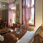Szálloda Mignon *